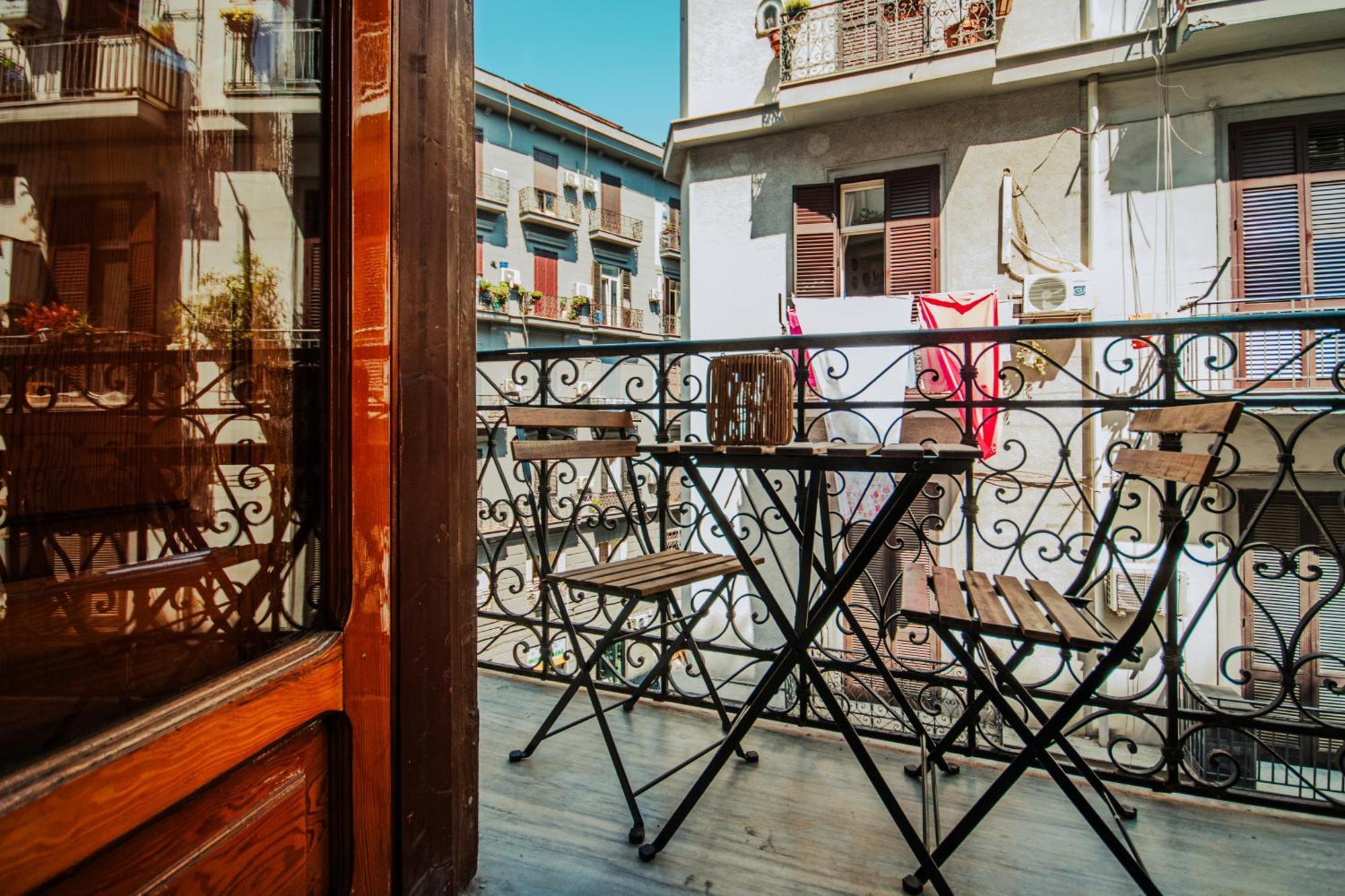 B&B Lara'S Home By I Borbone Napoli Eksteriør bilde