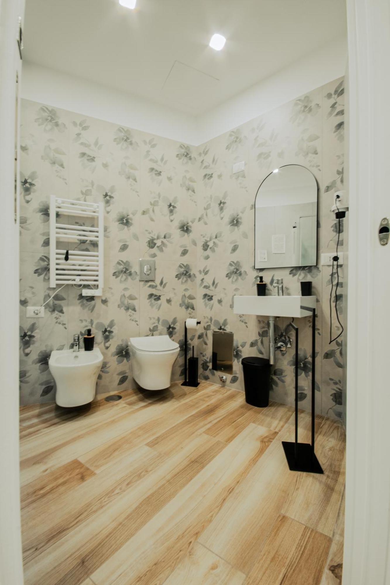 B&B Lara'S Home By I Borbone Napoli Eksteriør bilde